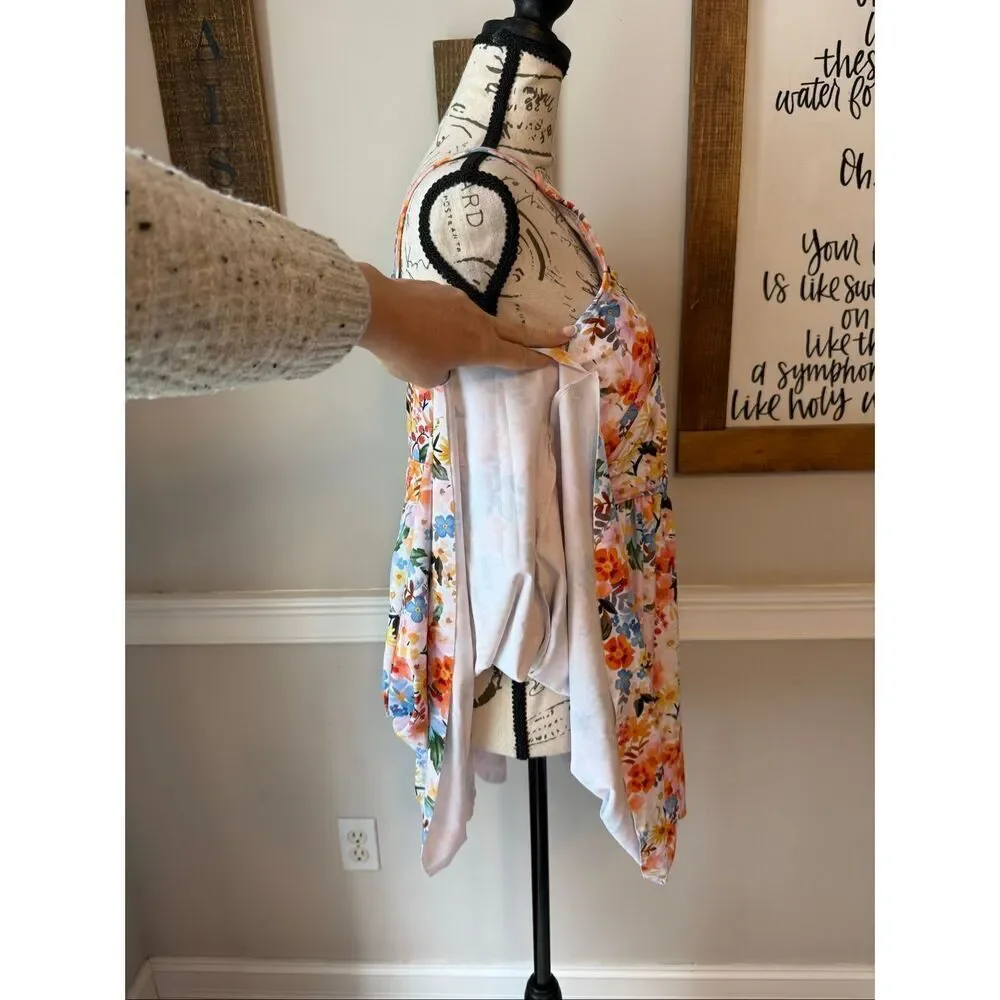BloomChic womens floral